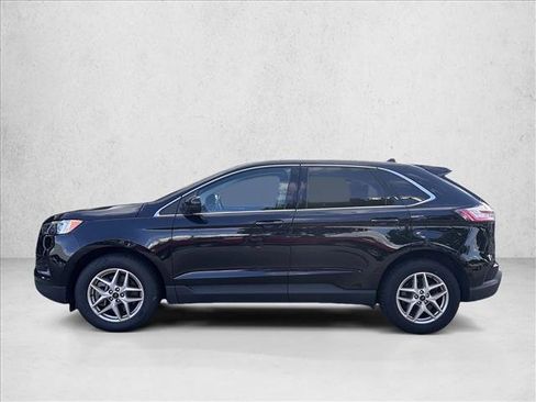 Used 2023 Ford Edge SEL image 9