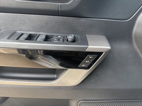 Used 2023 Toyota Tundra Limited image 15