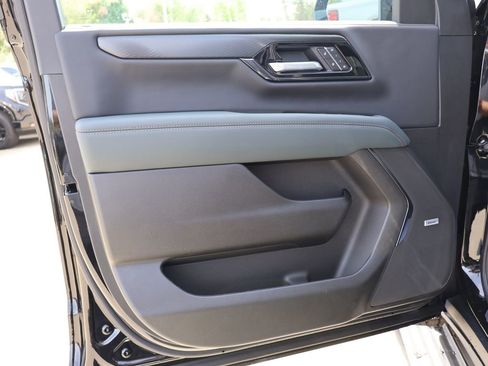 New 2026 GMC Yukon AT4 AWD/4WD image 12