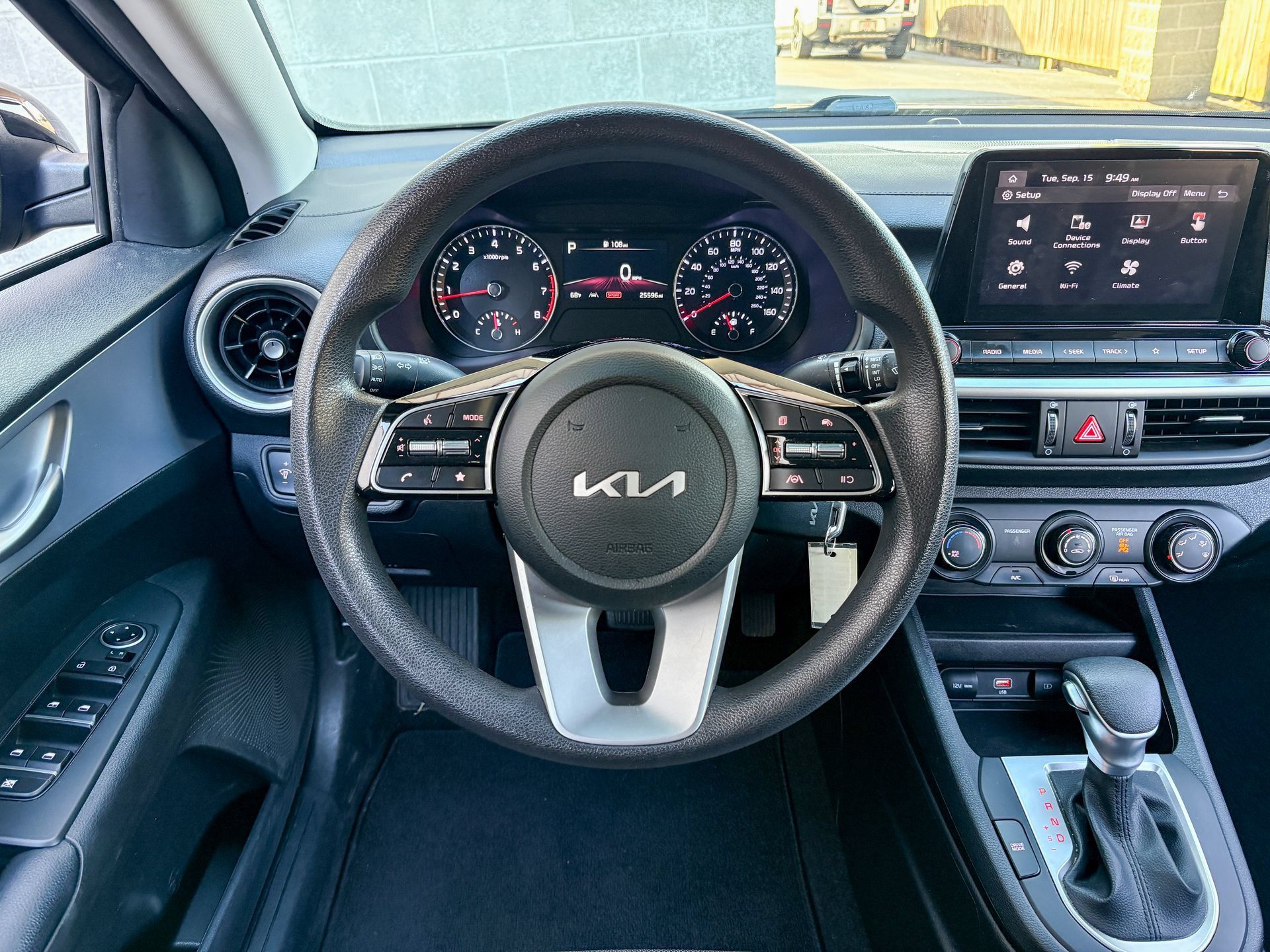 Used 2024 Kia Forte LXS w/ LXS Technology Package FWD image 12