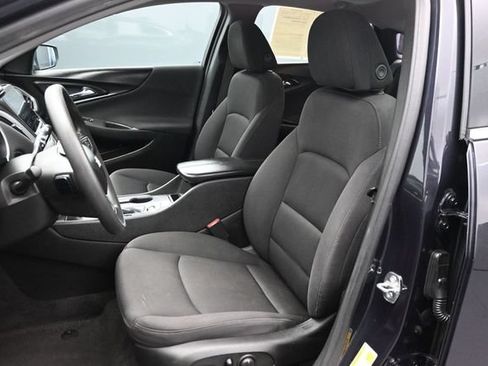 Used 2023 Chevrolet Malibu LT FWD image 4