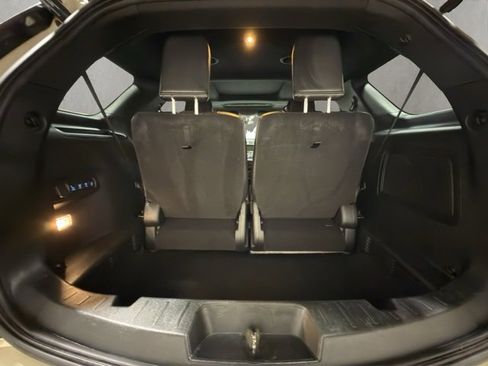 Used 2018 Ford Explorer Limited image 23