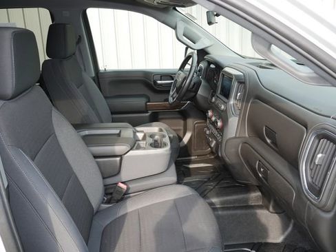 Used 2019 Chevrolet Silverado 1500 RST AWD/4WD image 25