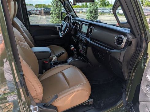 Used 2021 Jeep Wrangler Rubicon AWD/4WD image 12