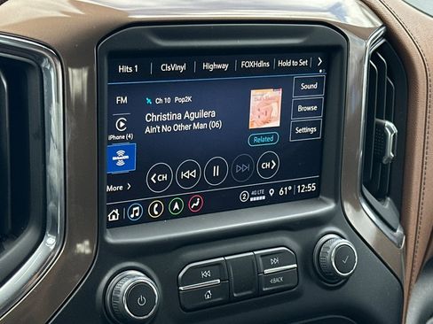 Used 2023 Chevrolet Silverado 3500 High Country w/ Z71 Off-Road Package AWD/4WD image 17