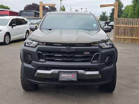Used 2025 Chevrolet Colorado Trail Boss AWD/4WD image 2