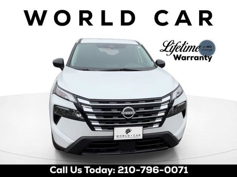 Certified 2025 Nissan Rogue S FWD image 8