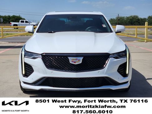 Used 2022 Cadillac CT4 V w/ Navigation Package RWD image 2