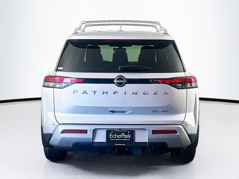 Used 2023 Nissan Pathfinder SL w/ SL Premium Package image 7