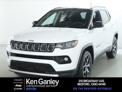 Used 2025 Jeep Compass Limited AWD/4WD image 1