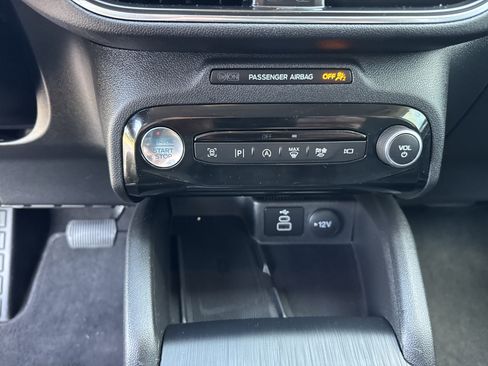 Used 2024 Ford Escape Platinum image 49