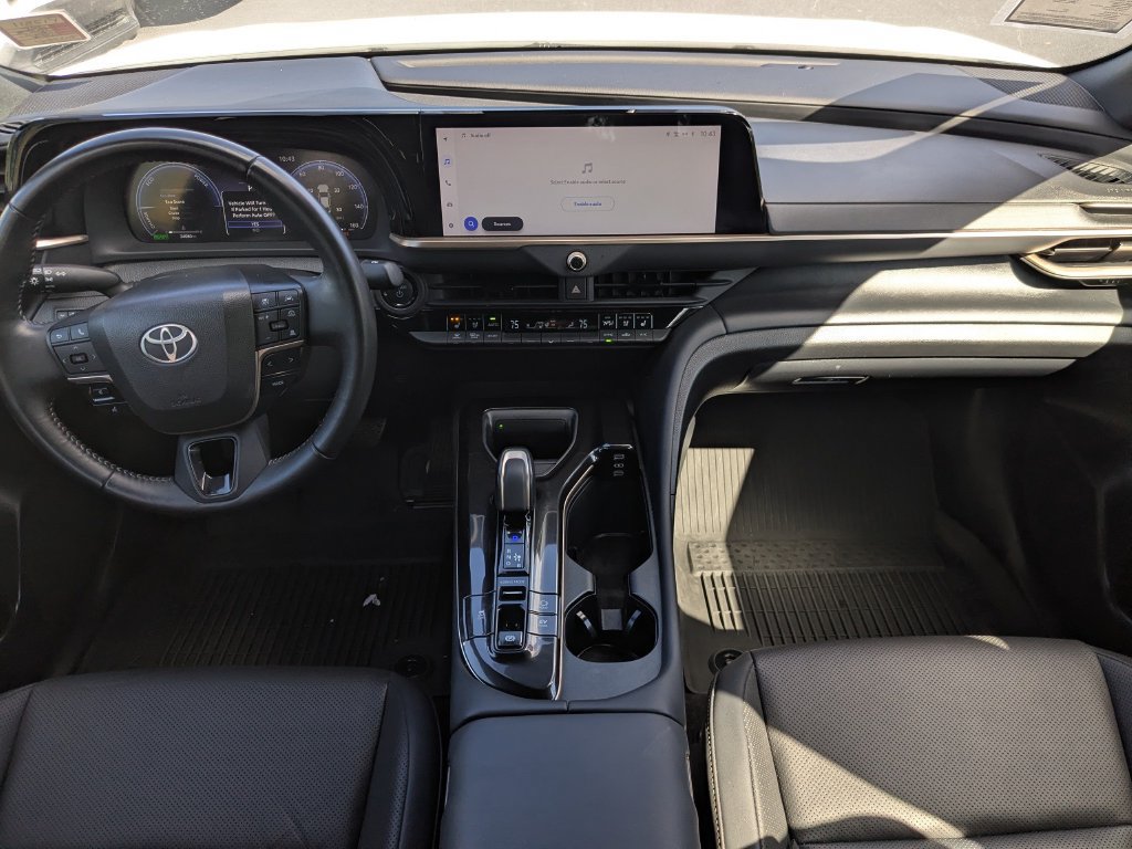 Certified 2025 Toyota Crown AWD/4WD image 14