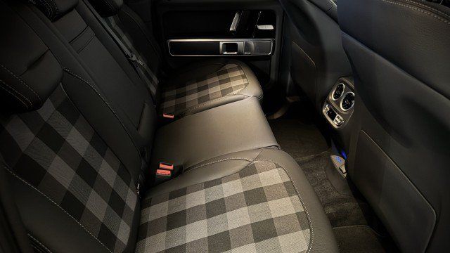 Used 2025 Mercedes-Benz G 550 image 22
