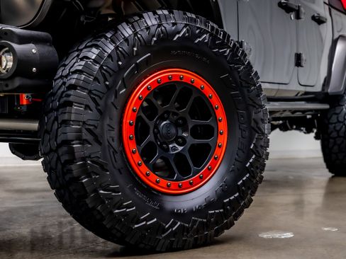 Used 2021 Jeep Gladiator Overland w/ Popular Equipment Package image 24