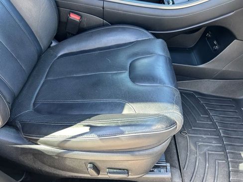 Used 2022 Hyundai Palisade Calligraphy image 21