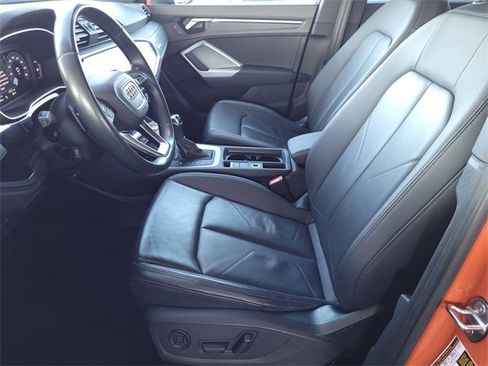 Used 2024 Audi Q3 2.0T Premium image 15