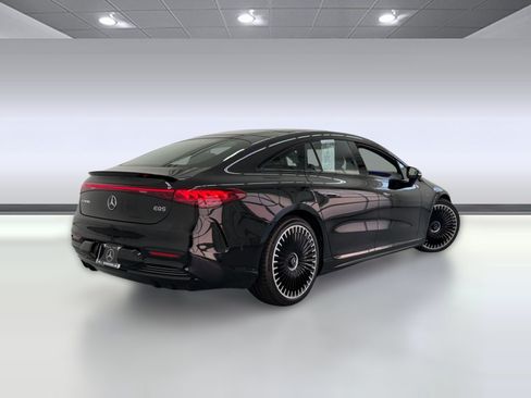 Used 2023 Mercedes-Benz EQS AMG 4MATIC image 8