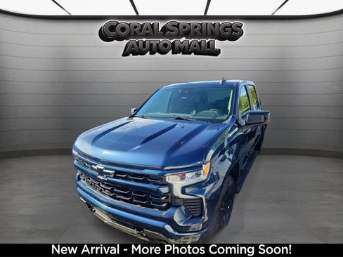 Used 2022 Chevrolet Silverado 1500 RST RWD image 4