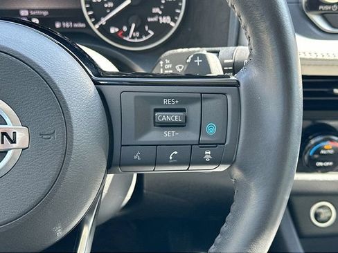 Used 2021 Nissan Rogue SV w/ Premium Package FWD image 24