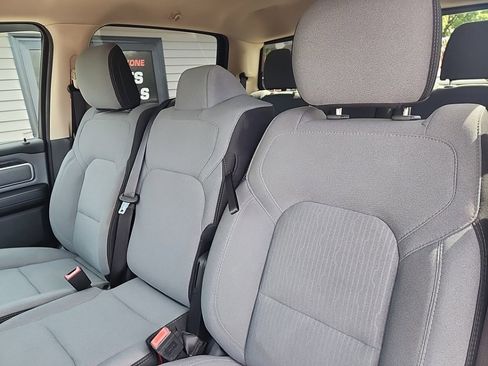 Used 2019 RAM 1500 Big Horn AWD/4WD image 32