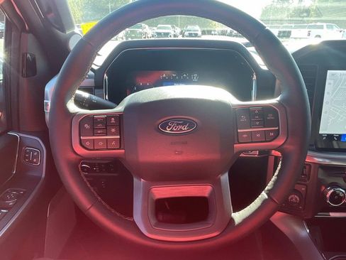 Used 2025 Ford F150 Lariat w/ Equipment Group 501A Mid image 29