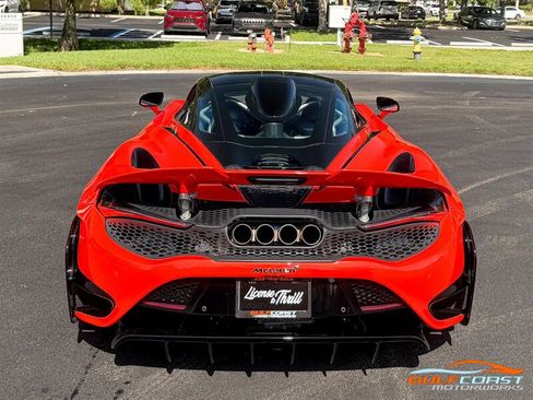 Used 2021 McLaren 765LT RWD image 44