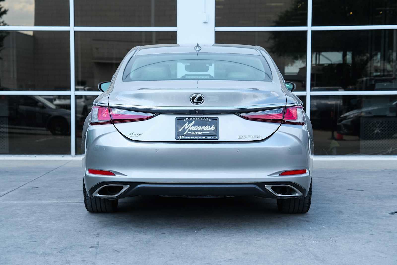 Used 2019 Lexus ES 350 w/ Premium Package FWD image 11