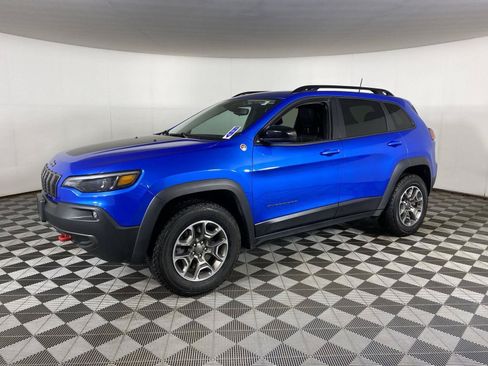 Used 2022 Jeep Cherokee Trailhawk AWD/4WD image 3