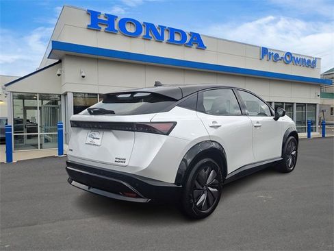 Used 2024 Nissan Ariya AWD image 4