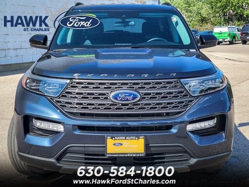 Certified 2024 Ford Explorer XLT w/ Equipment Group 202A AWD/4WD image 4