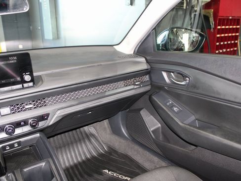 Used 2024 Honda Accord EX image 22