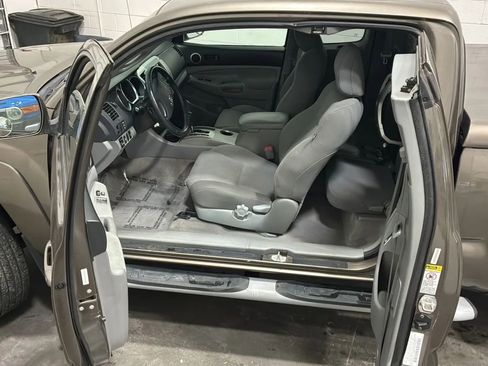 Used 2009 Toyota Tacoma 4x4 Access Cab V6 image 8