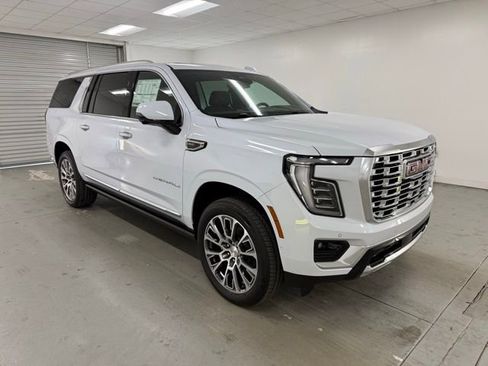 New 2026 GMC Yukon XL Denali w/ Sun & Power Step Package image 3