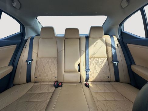 Used 2022 Nissan Sentra SV w/ SV Premium Package FWD image 13