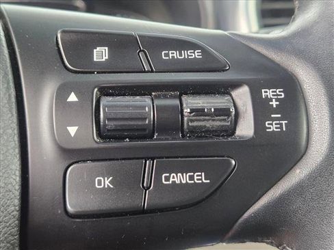 Used 2016 Kia Sorento EX image 13