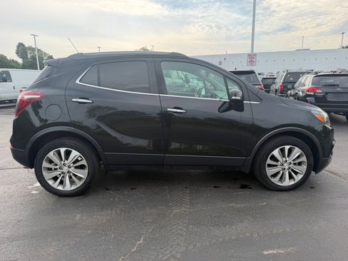 Used 2019 Buick Encore Preferred FWD image 5