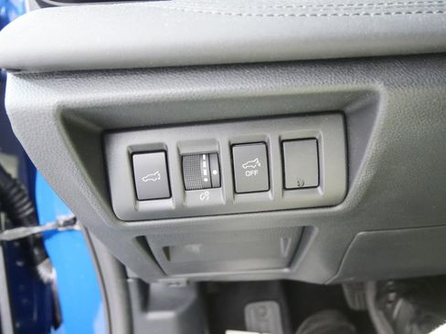 Used 2025 Subaru Outback Wilderness w/ Wilderness Package image 16