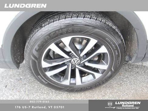 Used 2024 Volkswagen Tiguan S AWD/4WD image 14