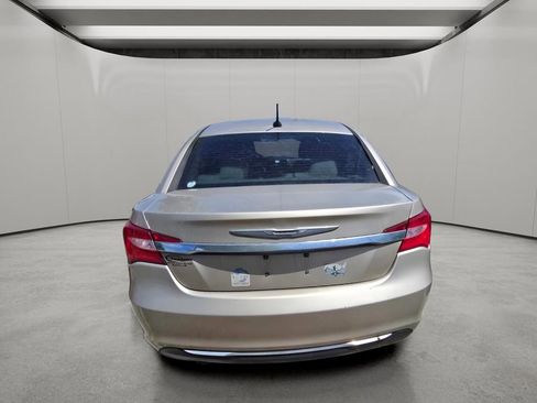 Used 2014 Chrysler 200 Limited w/ Sun/Sound Group FWD image 7