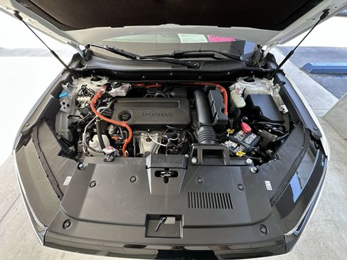 Used 2024 Honda CR-V Sport Touring image 30