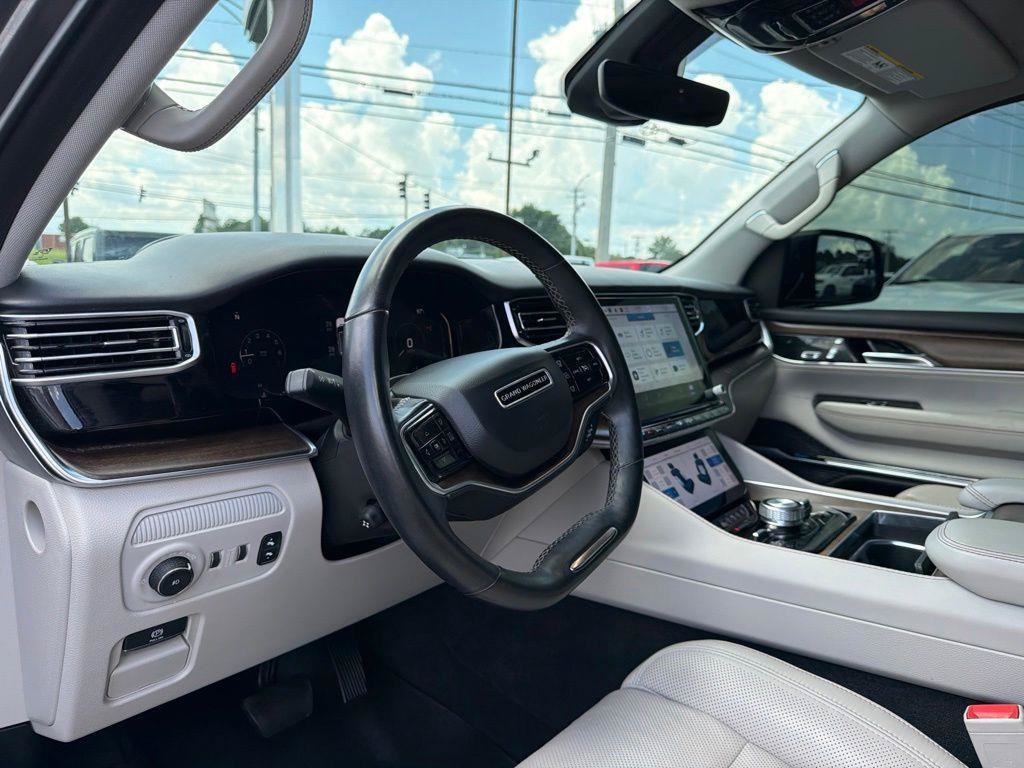 Used 2022 Jeep Grand Wagoneer Series I AWD/4WD image 41