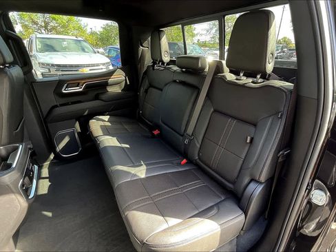 Certified 2023 Chevrolet Silverado 1500 High Country w/ High Country Premium Package AWD/4WD image 25