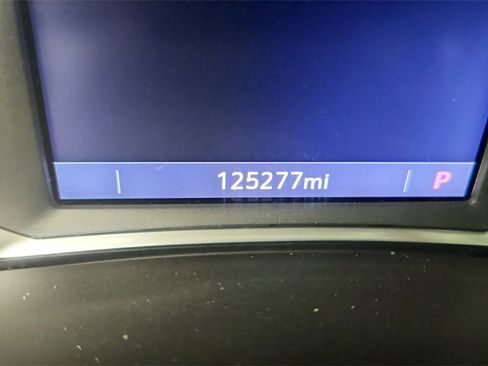 Used 2019 GMC Terrain SLT image 16