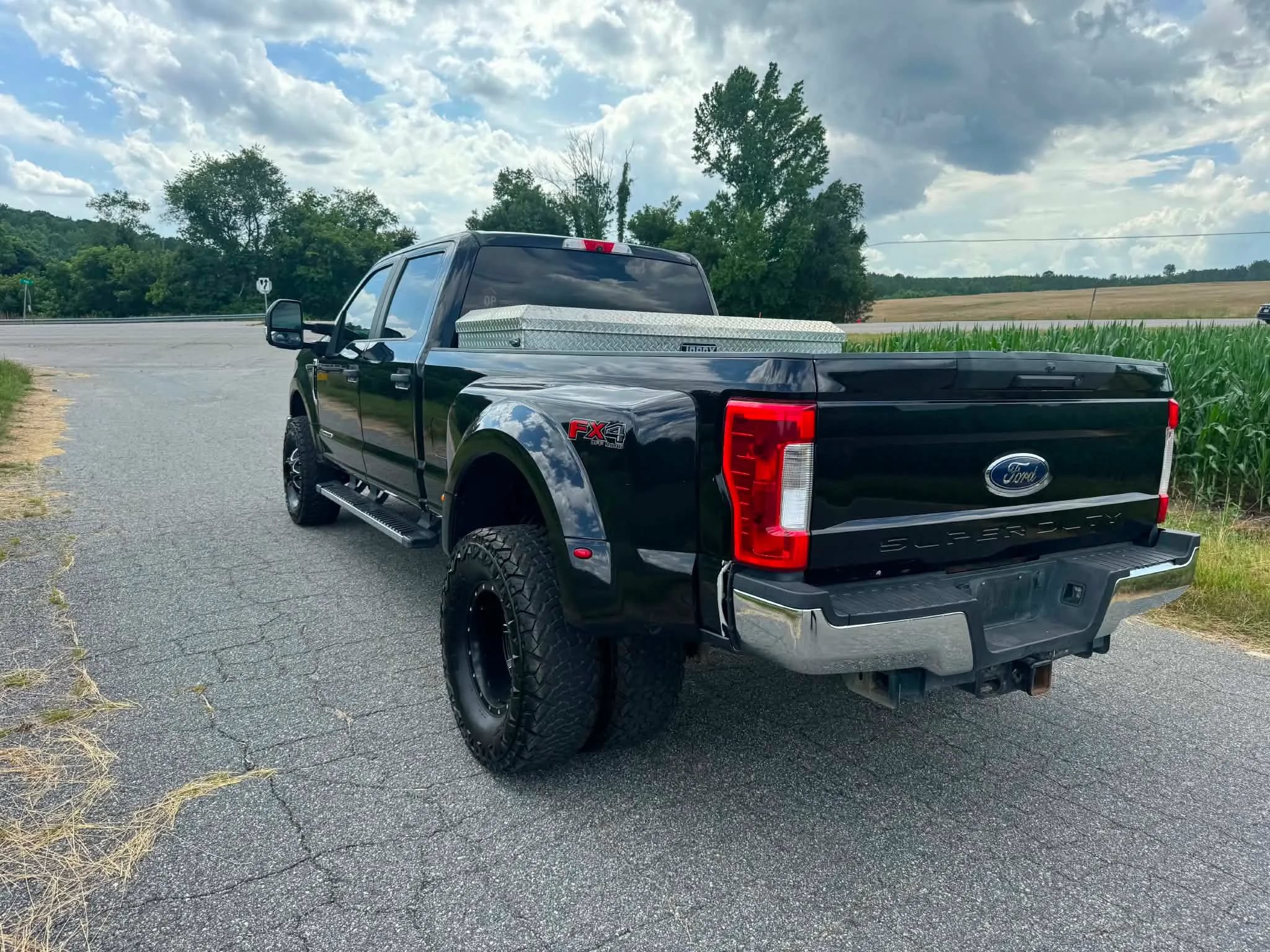 Used 2019 Ford F350 XL w/ STX Appearance Package AWD/4WD image 6
