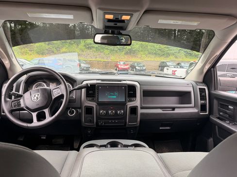 Used 2015 RAM 2500 Tradesman w/ Chrome Appearance Group AWD/4WD image 8