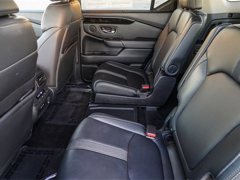 Used 2024 Honda Pilot EX-L image 20