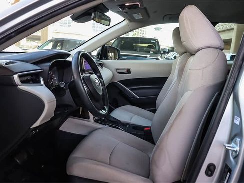 Used 2023 Toyota Corolla Cross L image 16