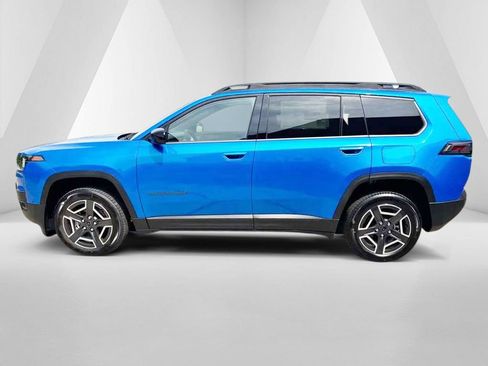 New 2026 Jeep Cherokee Laredo AWD/4WD image 4