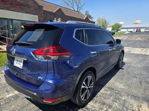 Used 2020 Nissan Rogue SV w/ Premium Package FWD image 8