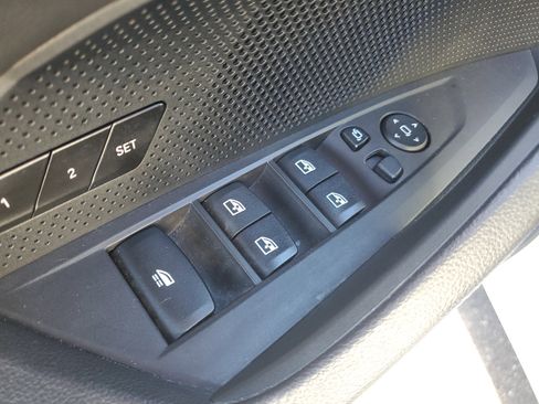 Used 2025 BMW 430i Convertible image 15